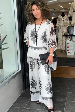 New Blossom Print Top - White/Black - CG35 Shirts & Tops