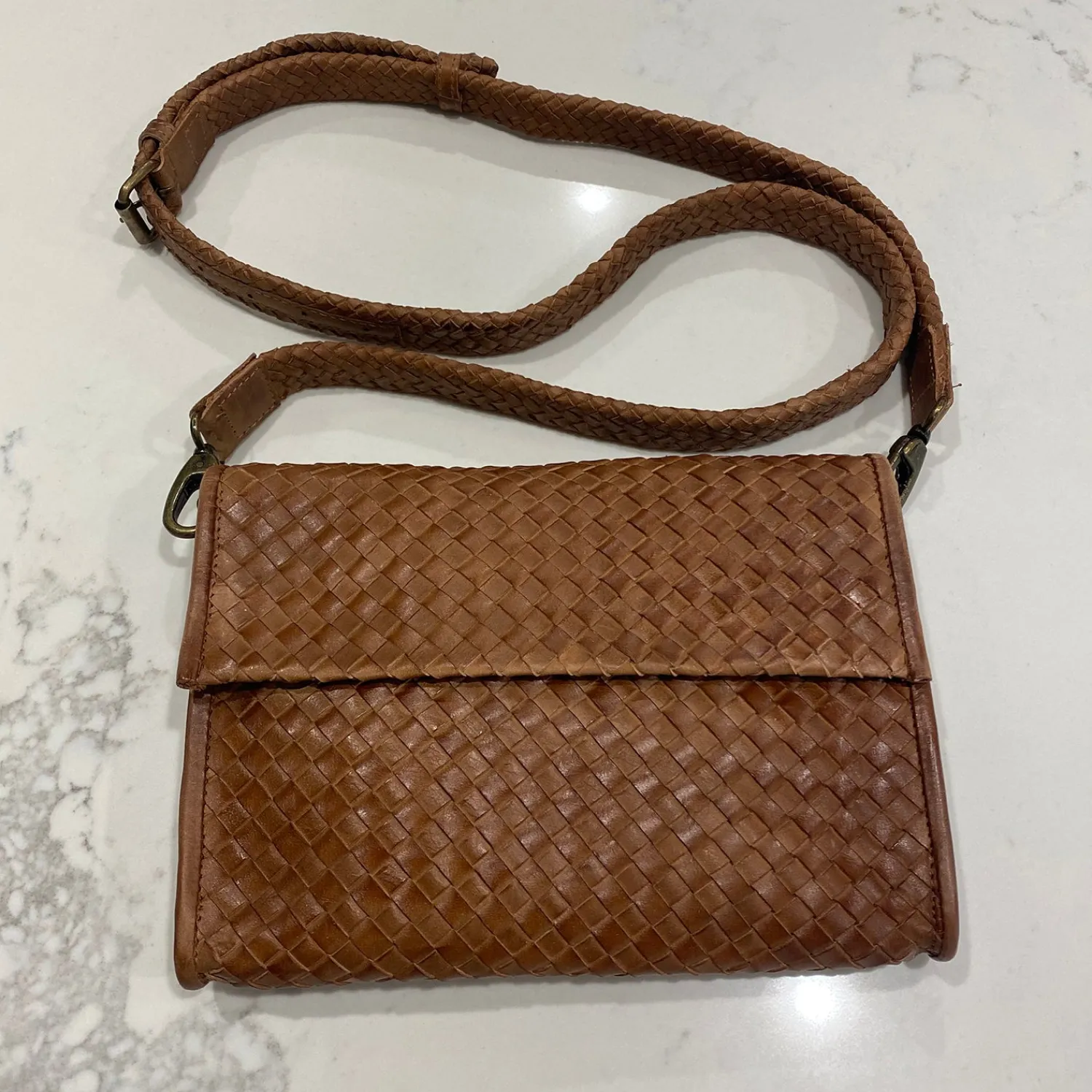 Best Cindy Woven Leather Bag - Tan Belts