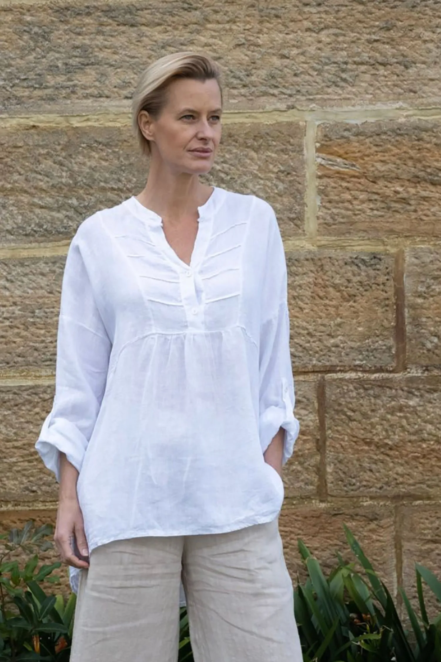 Online Krista Top - White - IC19 Shirts & Tops