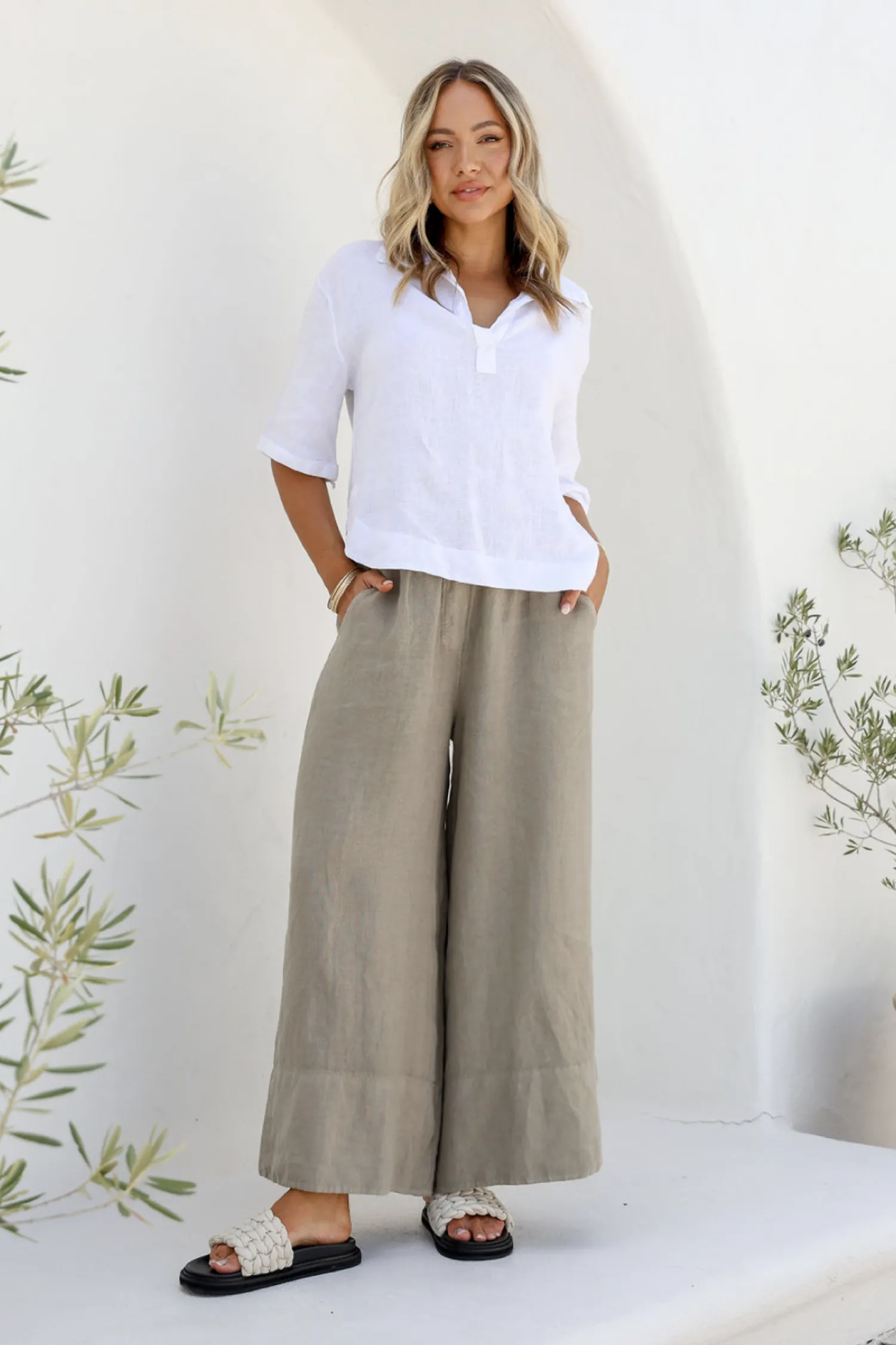 New Leale Top - White - FA22 Shirts & Tops