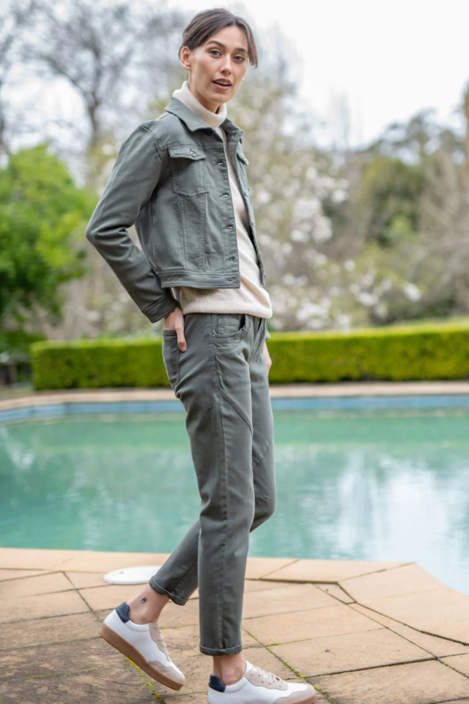 Hot Margo Jogger - Forest - MN5 Women Women's Jeans