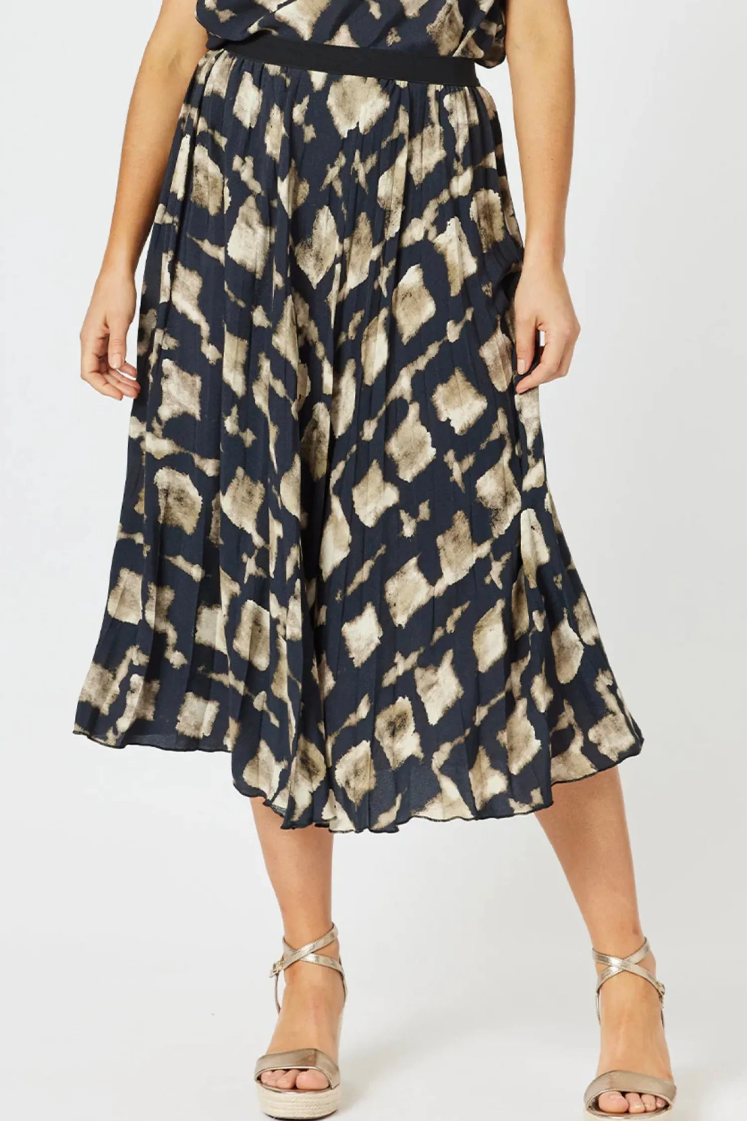 Best Marrakesh Pleat Skirt - Navy/Stone - HV32 Skirts