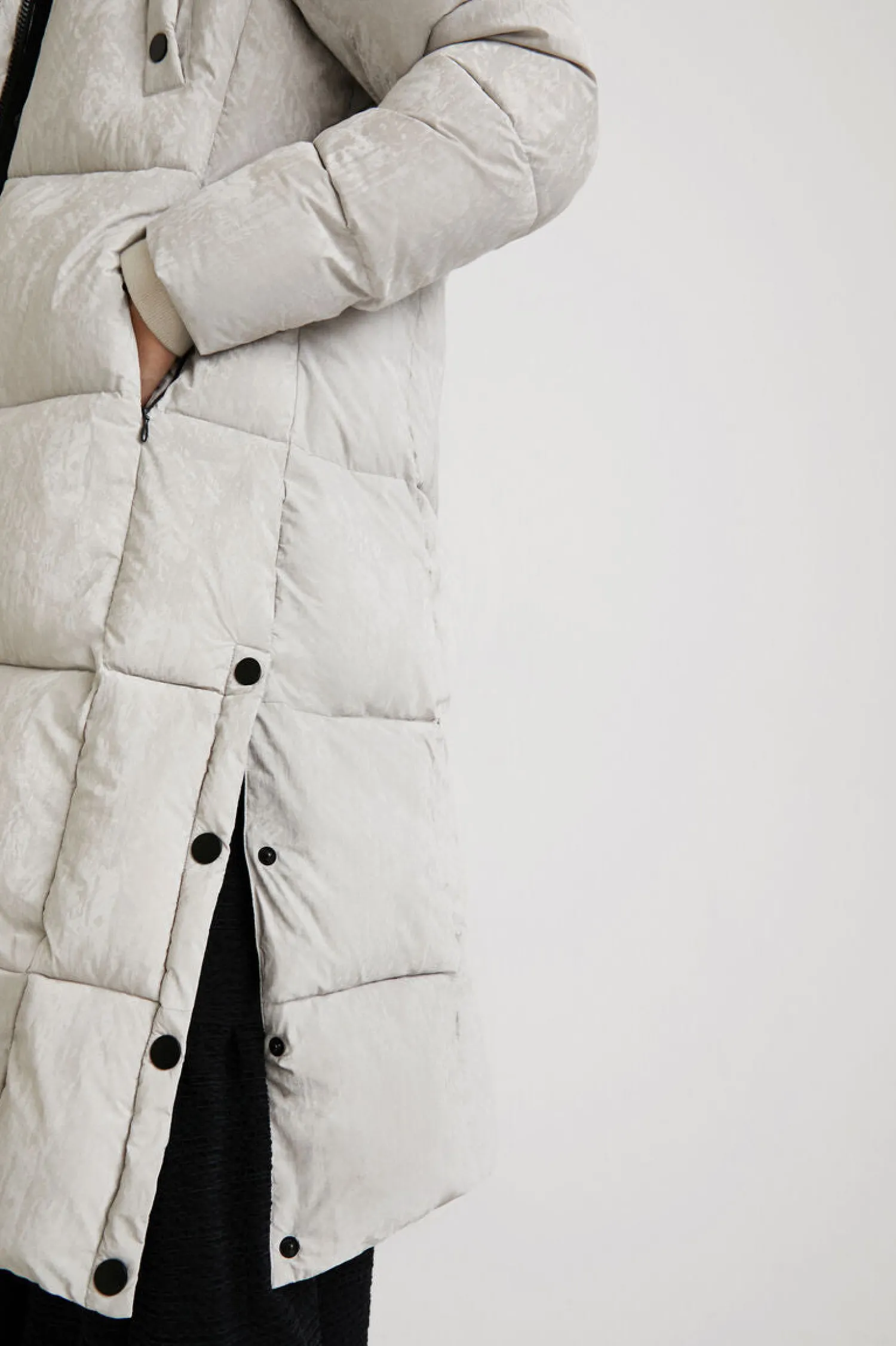 New Padded Long Jacket | D36 Coats & Jackets