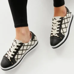 Hot Pleat Sneaker - Black/Cream - AE19 Sneakers