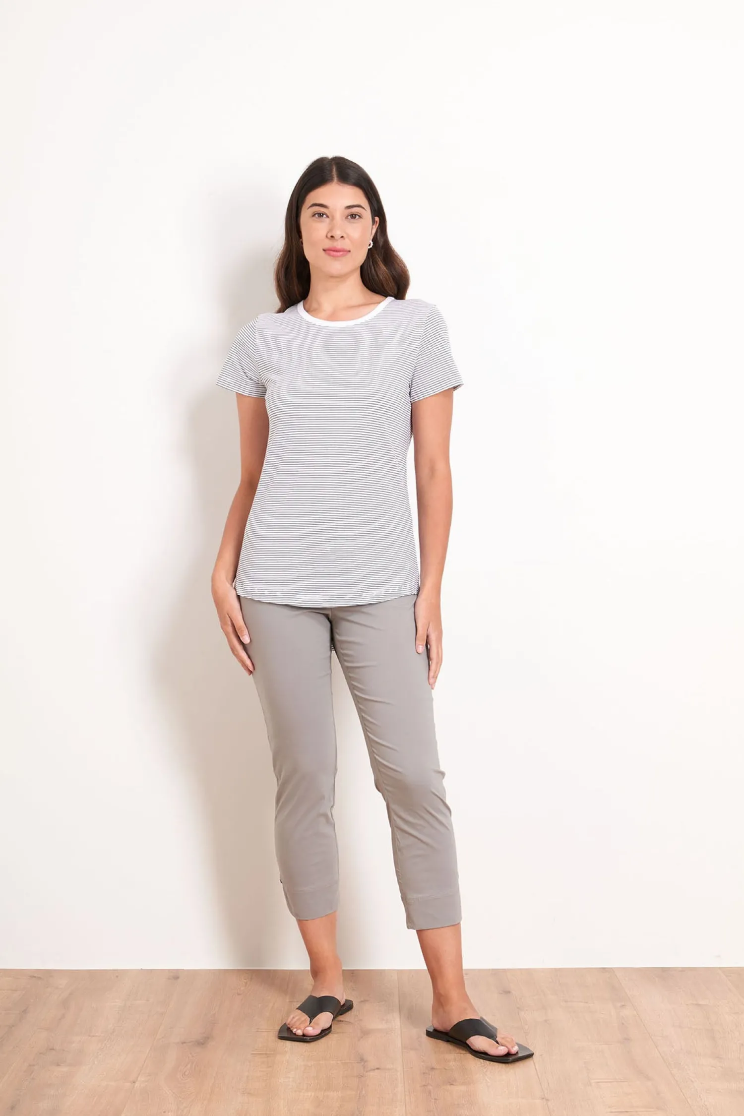 Riveting 7/8 Taper Pant - Pebble - F10 Ladies Pants