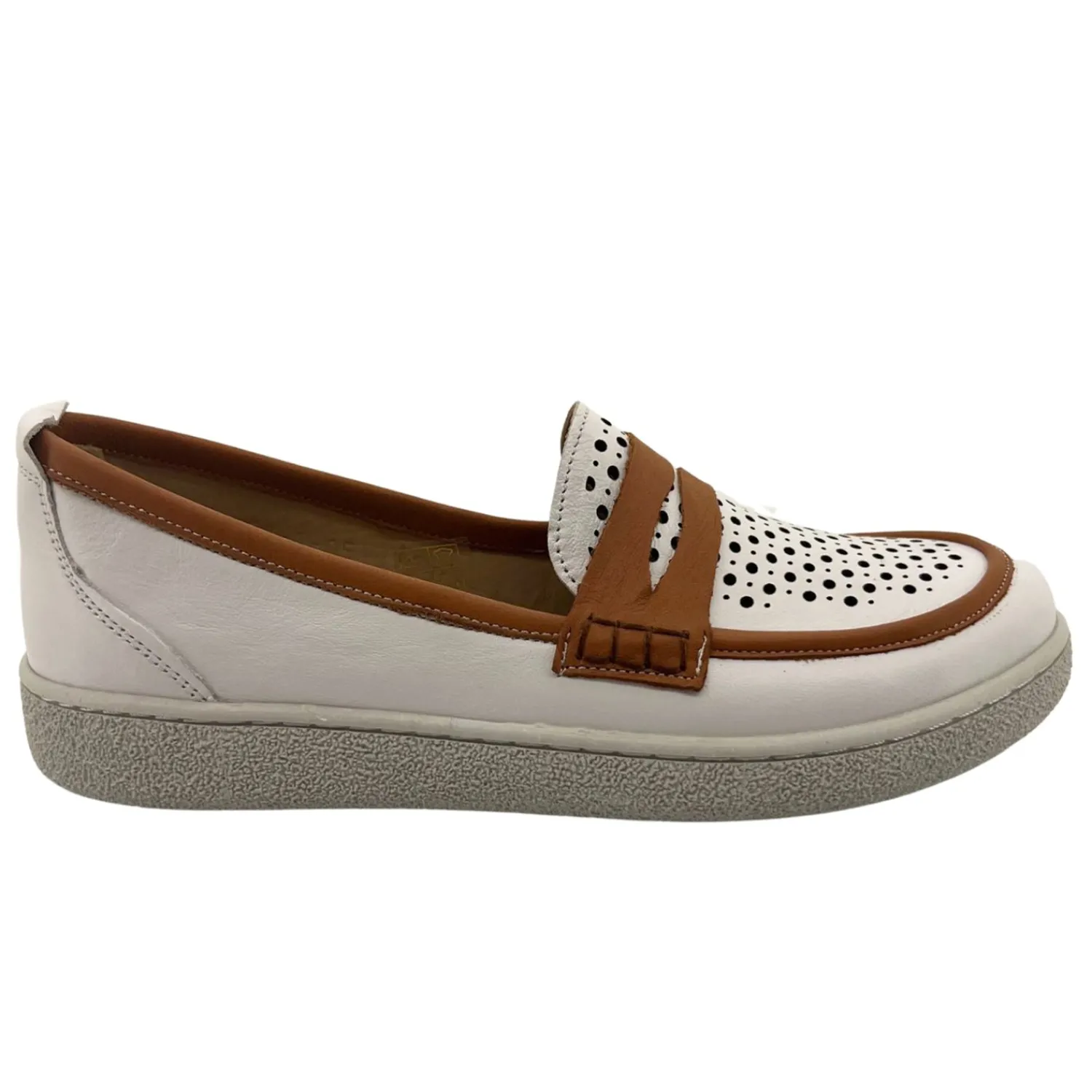 Clearance Taggus Sneaker - White - RS30 Casual Shoes