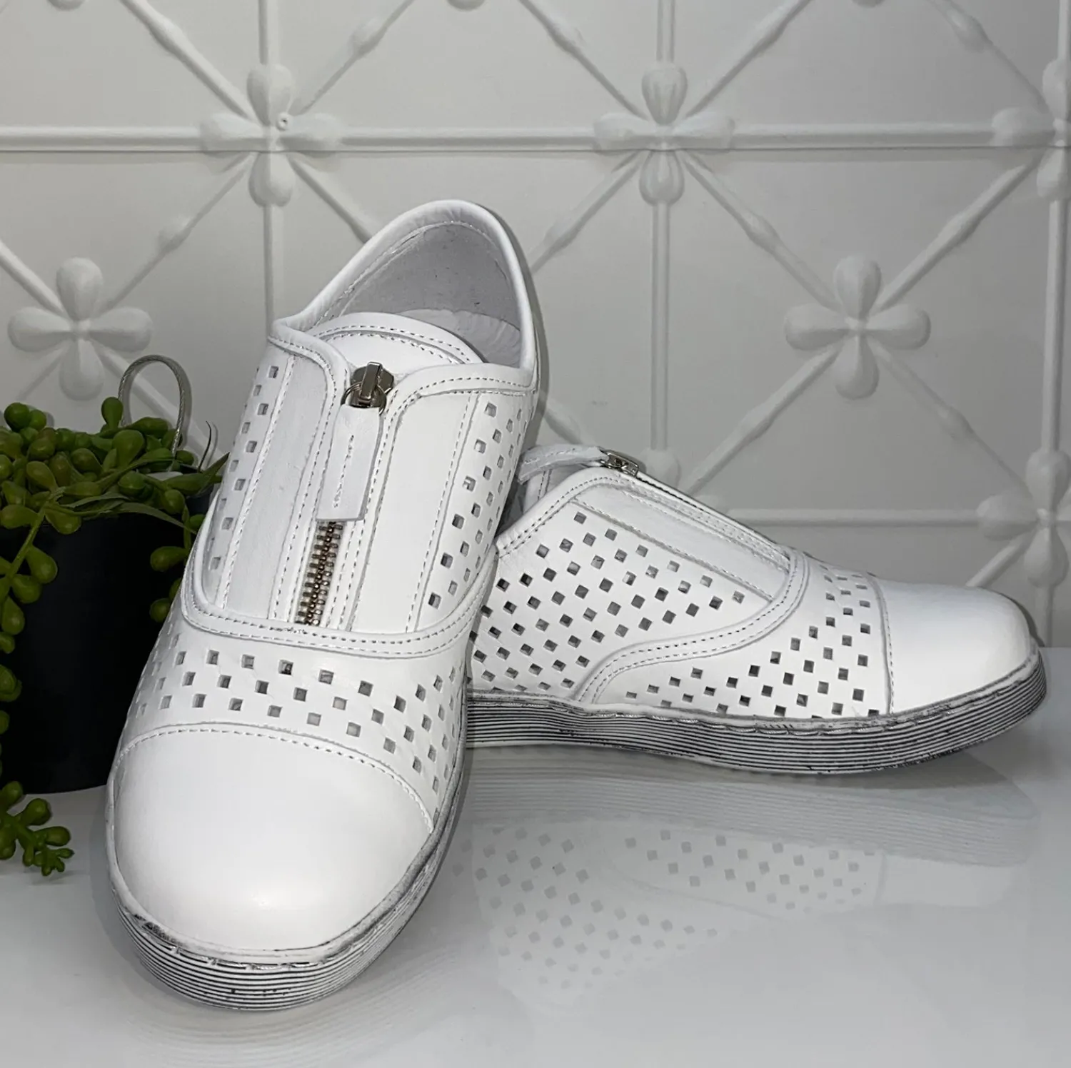 Tani Zip Leather Sneaker | White | RS7 Sneakers